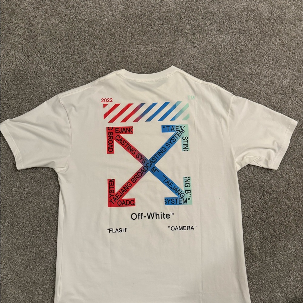 Off-White by Virgil Abloh oversized t-shirt in perfect condition.